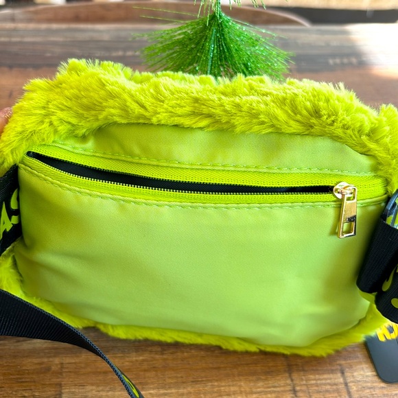 Grinch Fuzzy Belt Bag - Picture 4 of 15